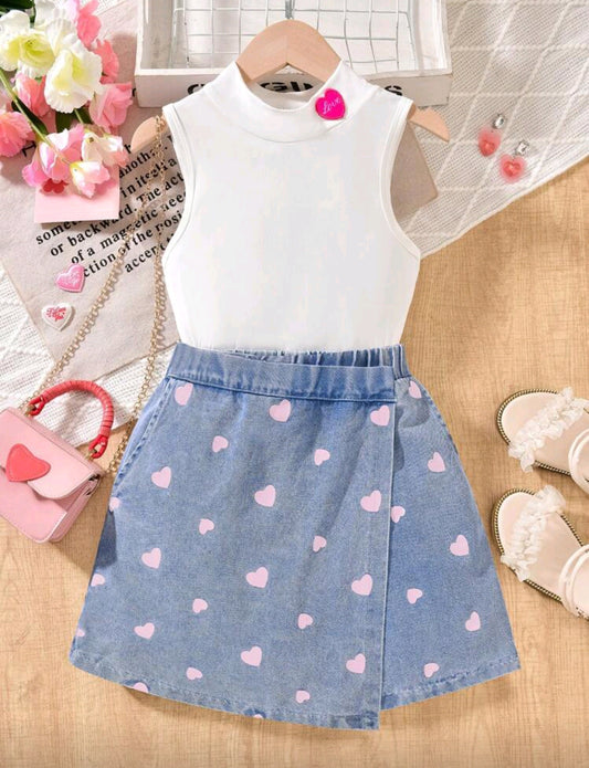 Blusa sin mangas + short pollera de jeans