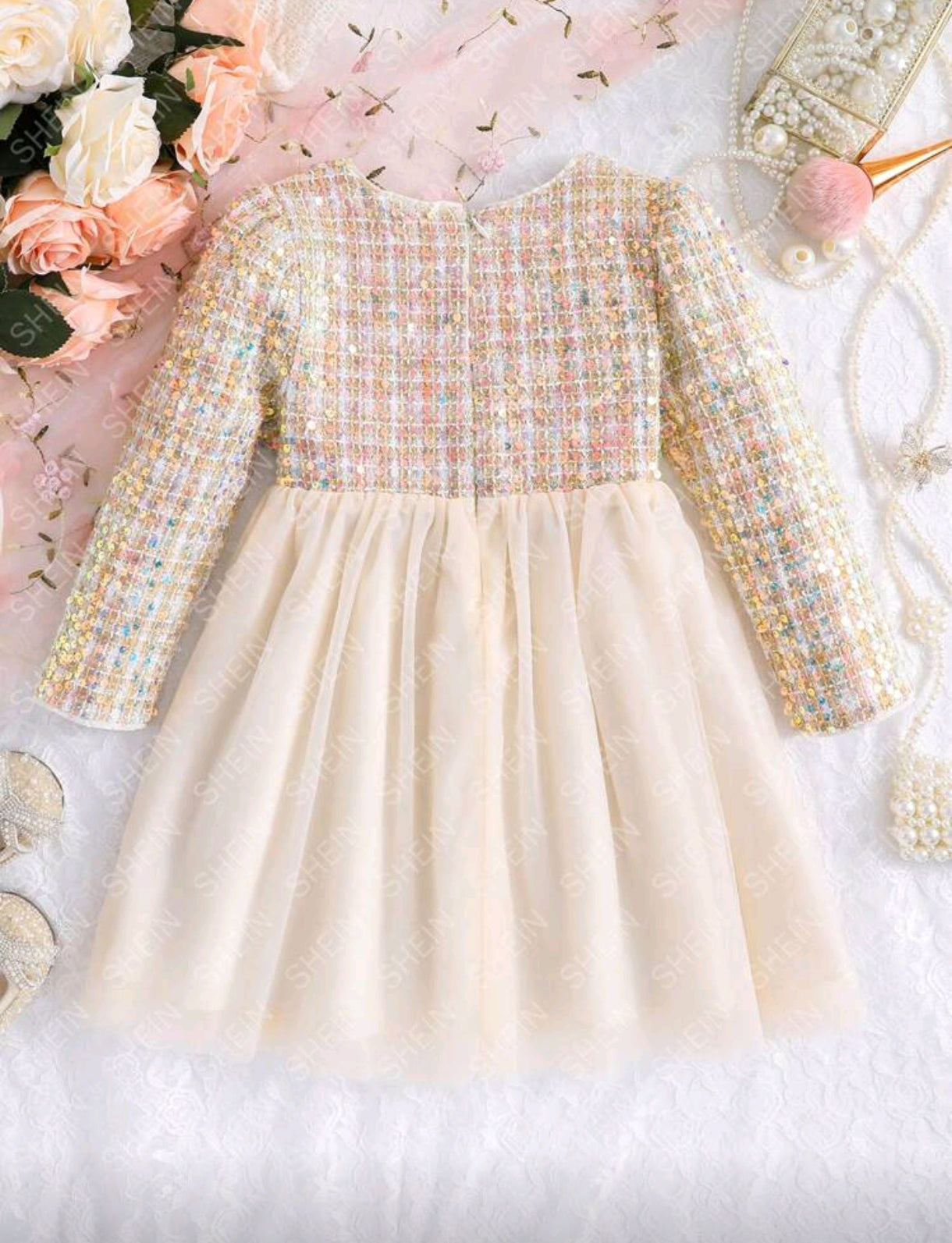 Vestido chic mangas largas con lentejuelas