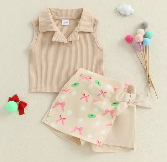 Blusa con cuello + short pollera