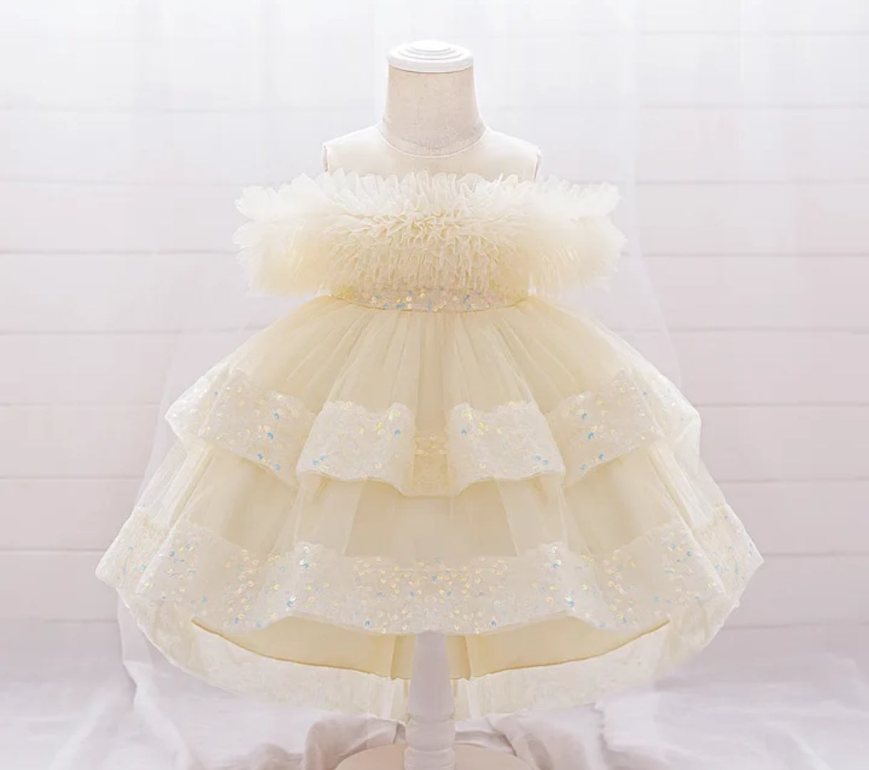 Vestido Elegante con detalles en lentejuelas