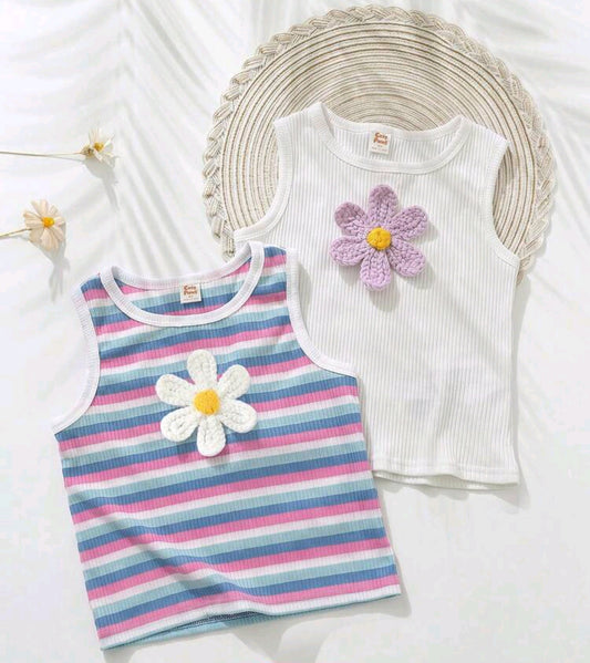 Blusa sin mangas con flor