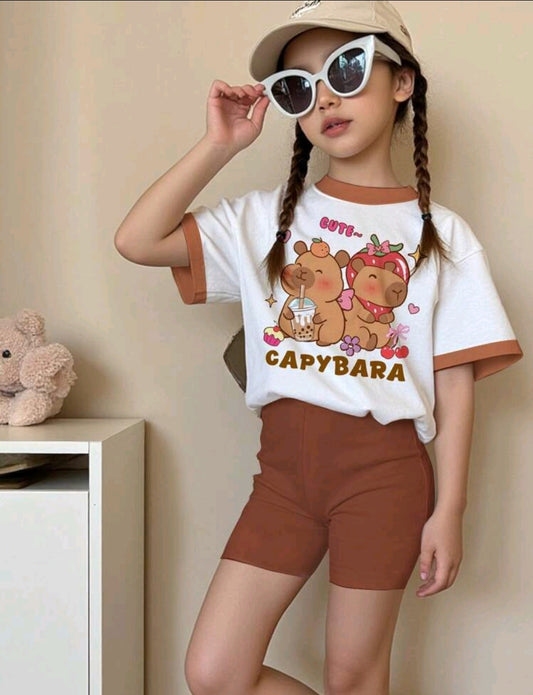 Remera con diseño de Capibara+ short
