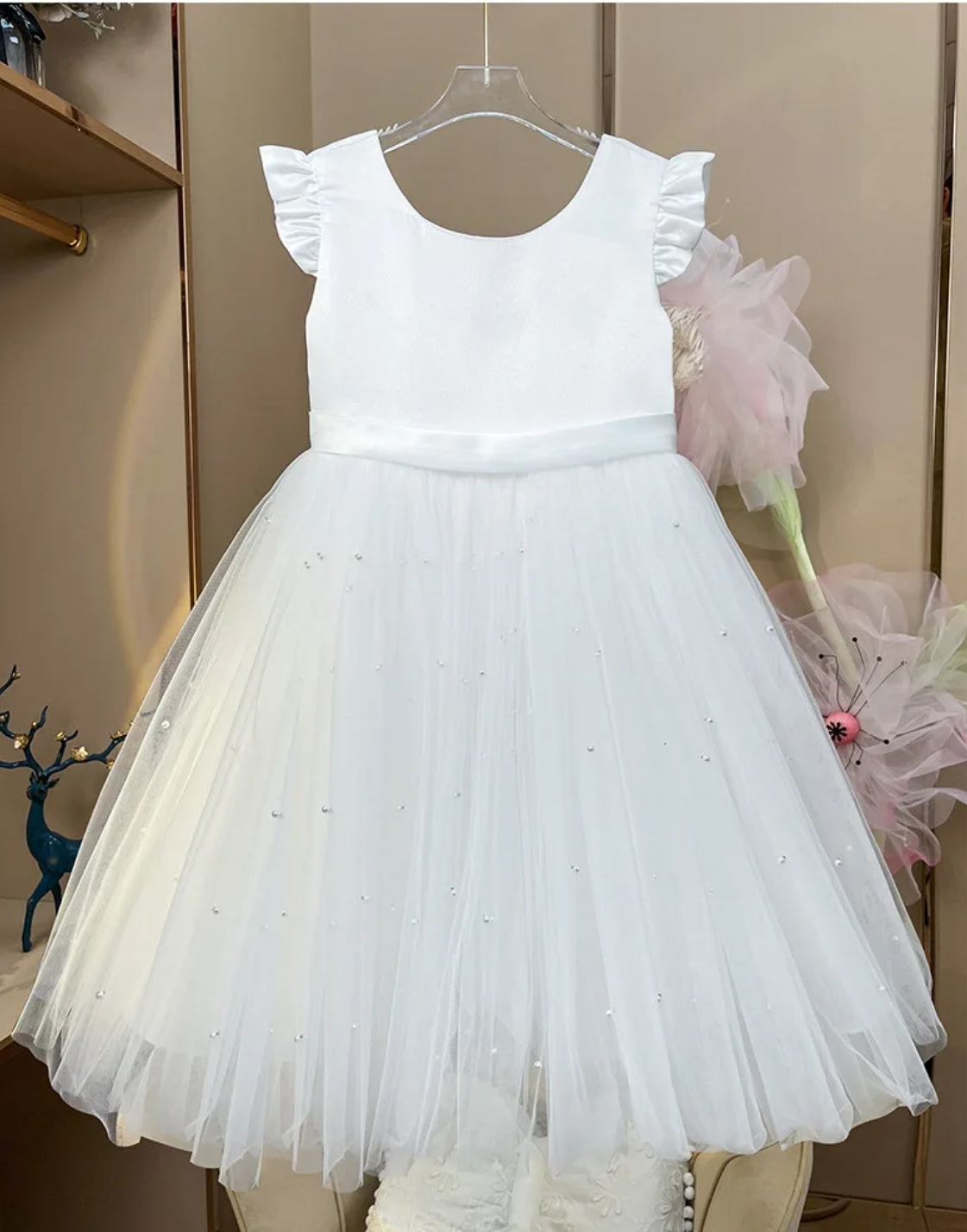 Vestido Blanco con tul y perlitas