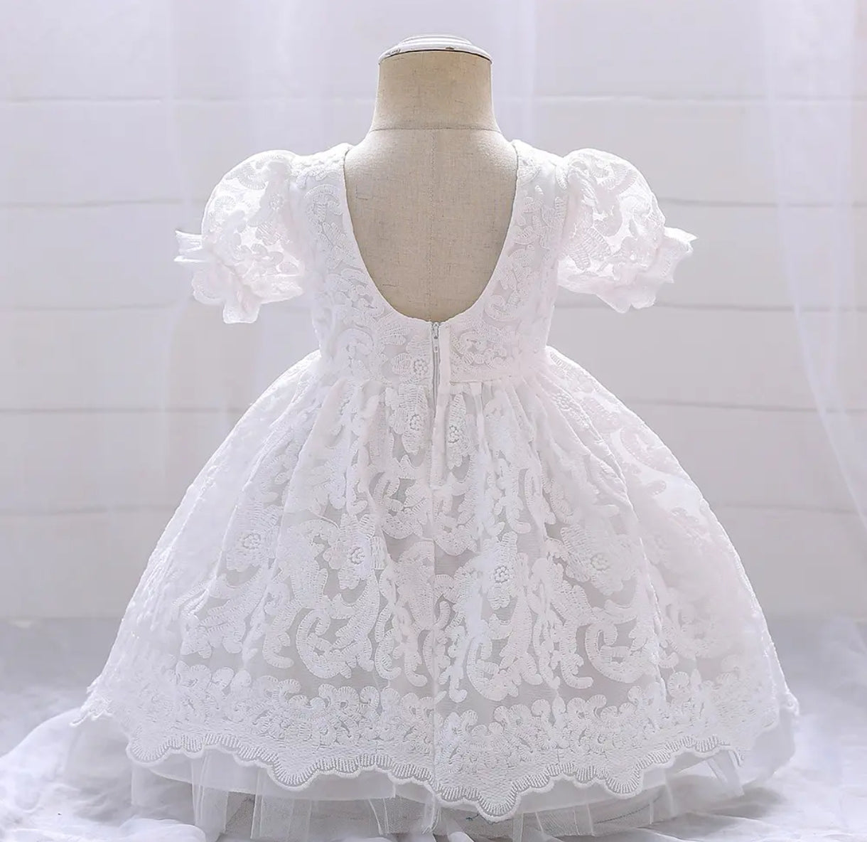 Vestido Elegante Blanco de renda