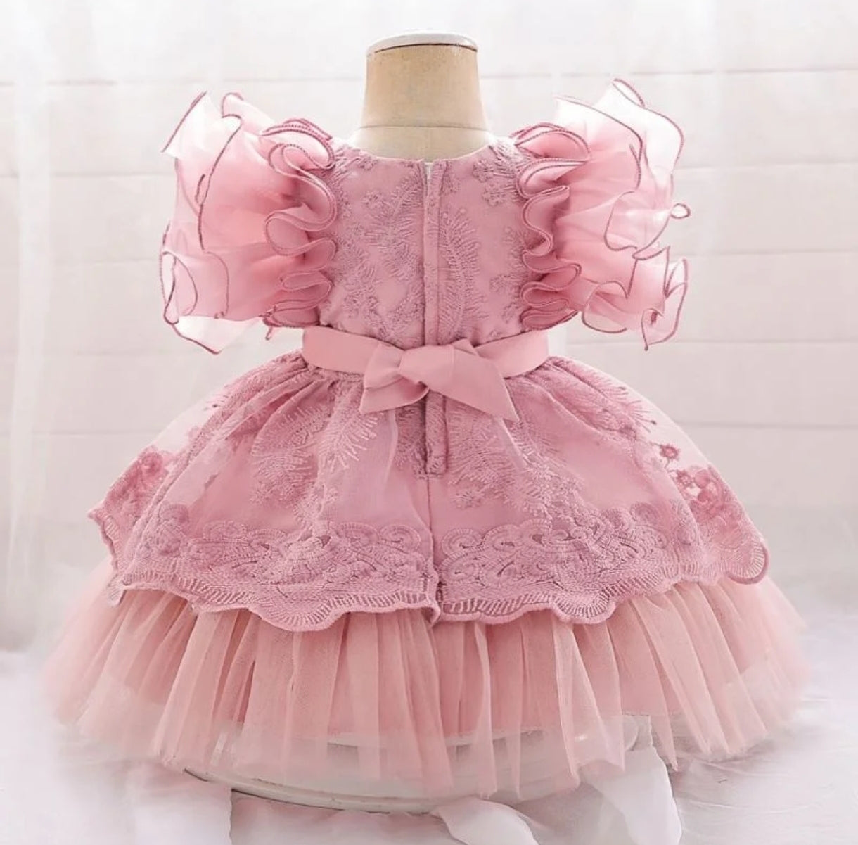 Vestido Elegante de Satén hasta las rodillas