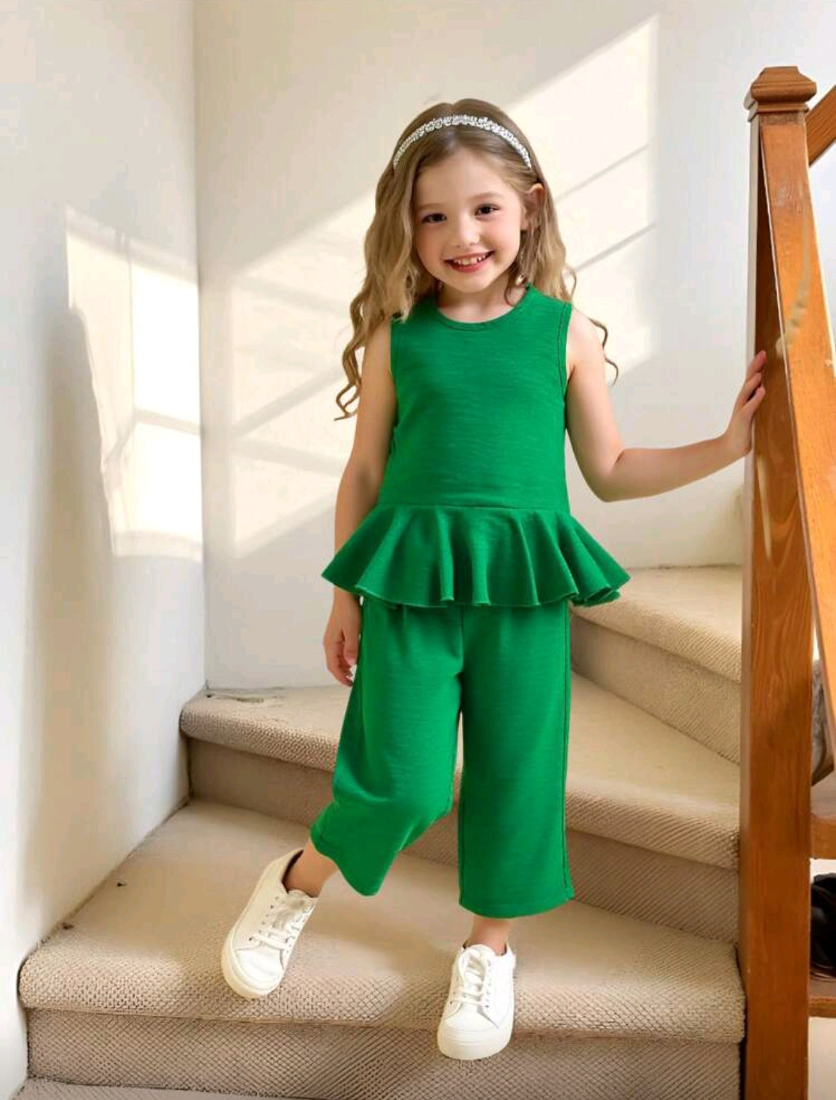 Blusa con volados + pantalón