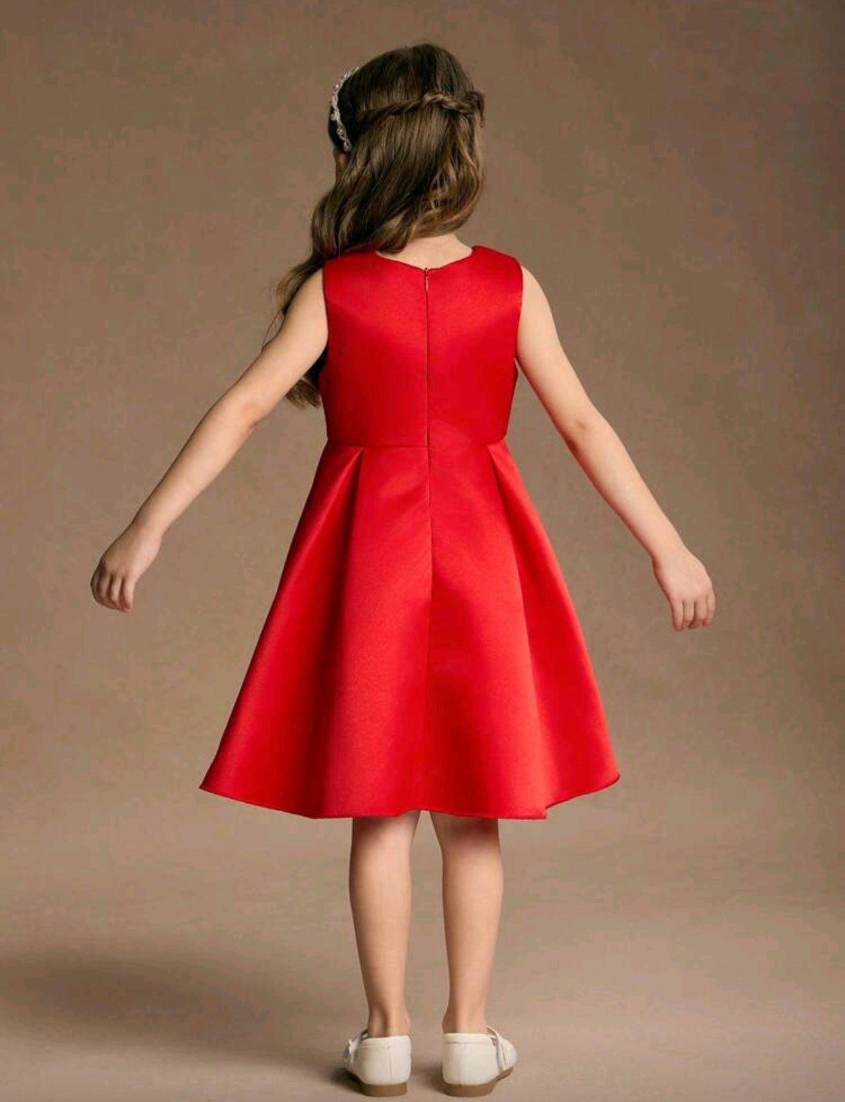 Vestido Elegante con moño frontal