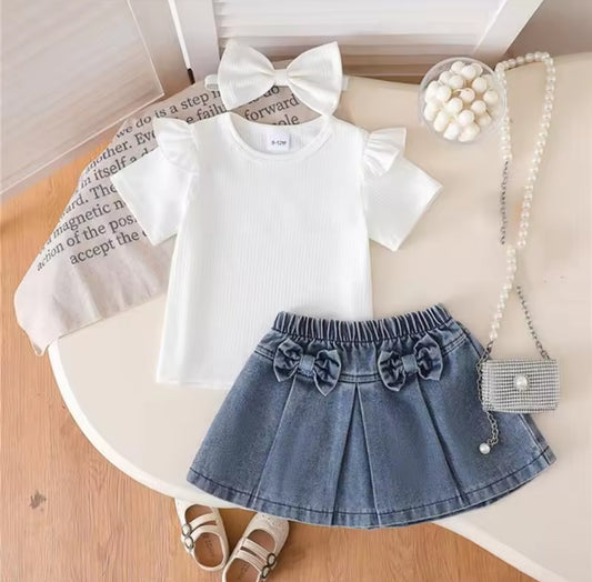 Blusa acanalada + falda de jeans + diadema