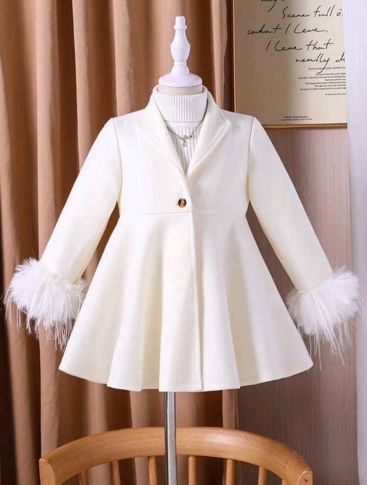 Tapado de pana con detalles en las mangas