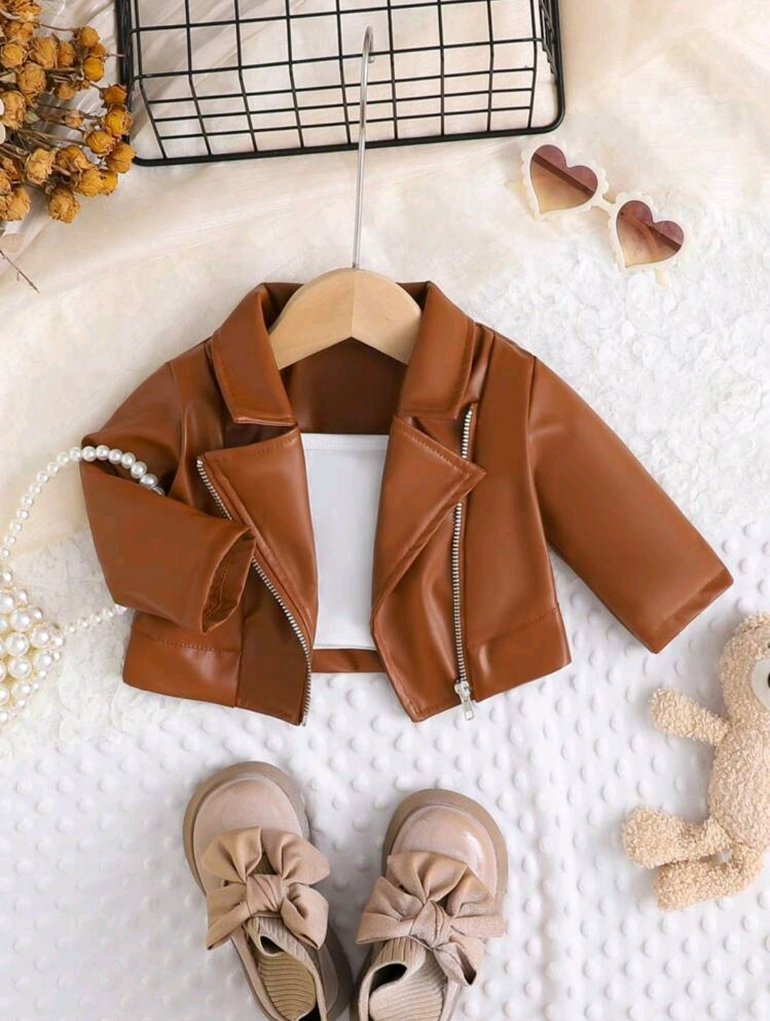 Campera de cuerina para bebé