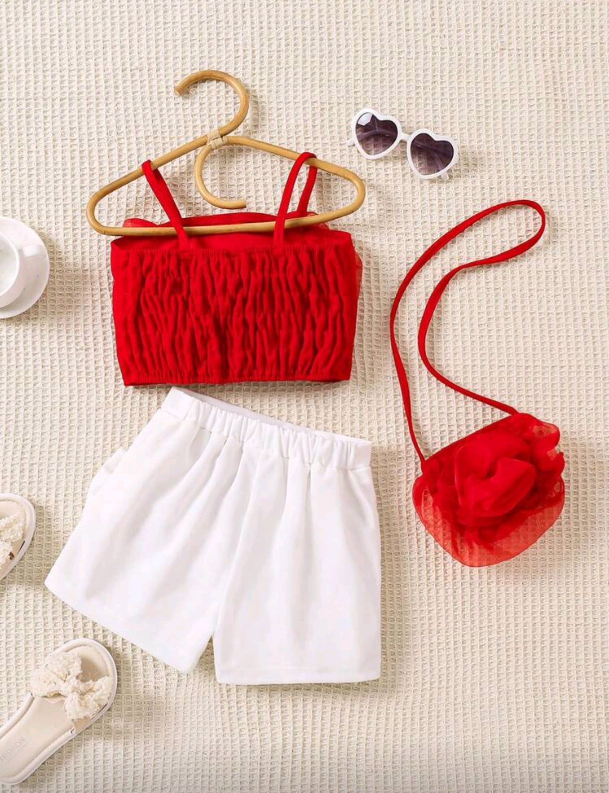 Top de tiritas+ short pollera + bolsito