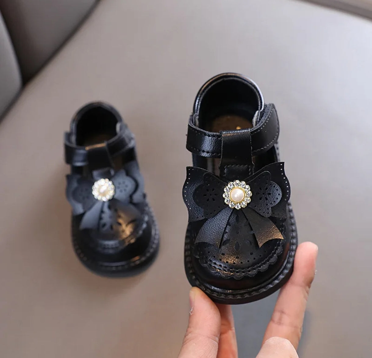 Acc. Zapatito  con detalle en moño