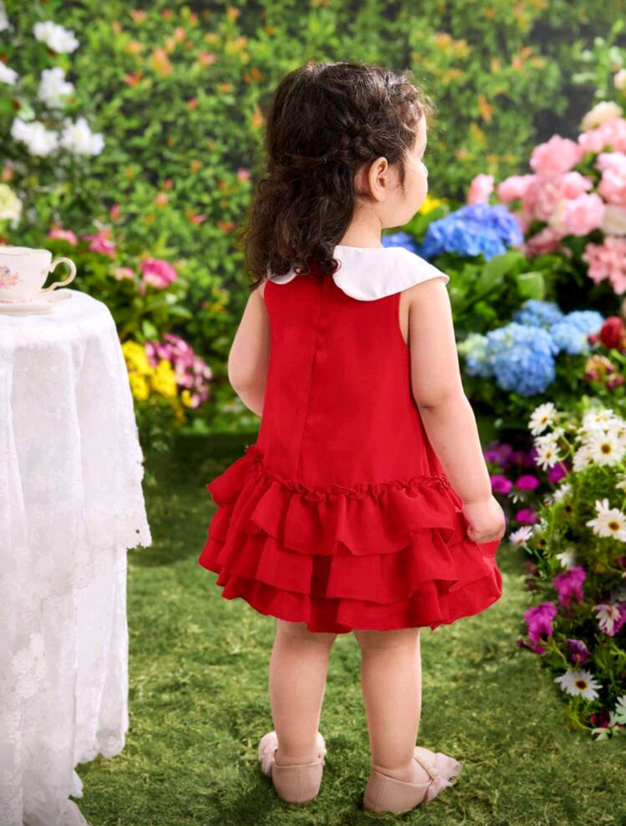 Vestido de organza con cuello