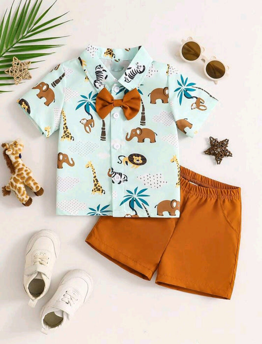Remera con estampa de Safari + short