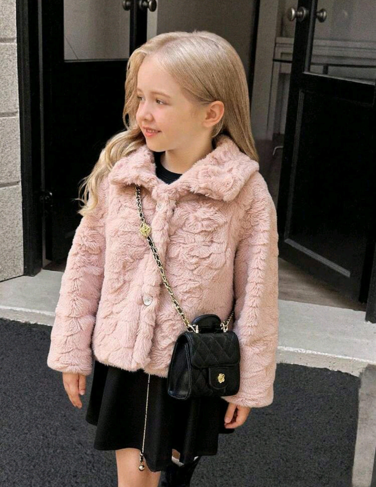 Abrigo piel sintética suave