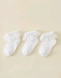 Aac. Media corta con renda