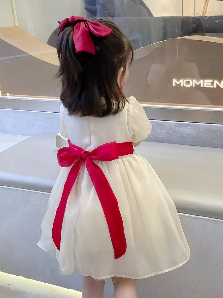 Vestido brillante mangas Puff