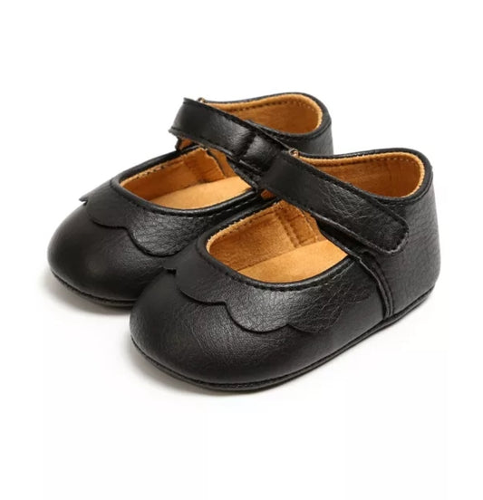Acc. Zapatito para bebé tipo cuero, antideslizante