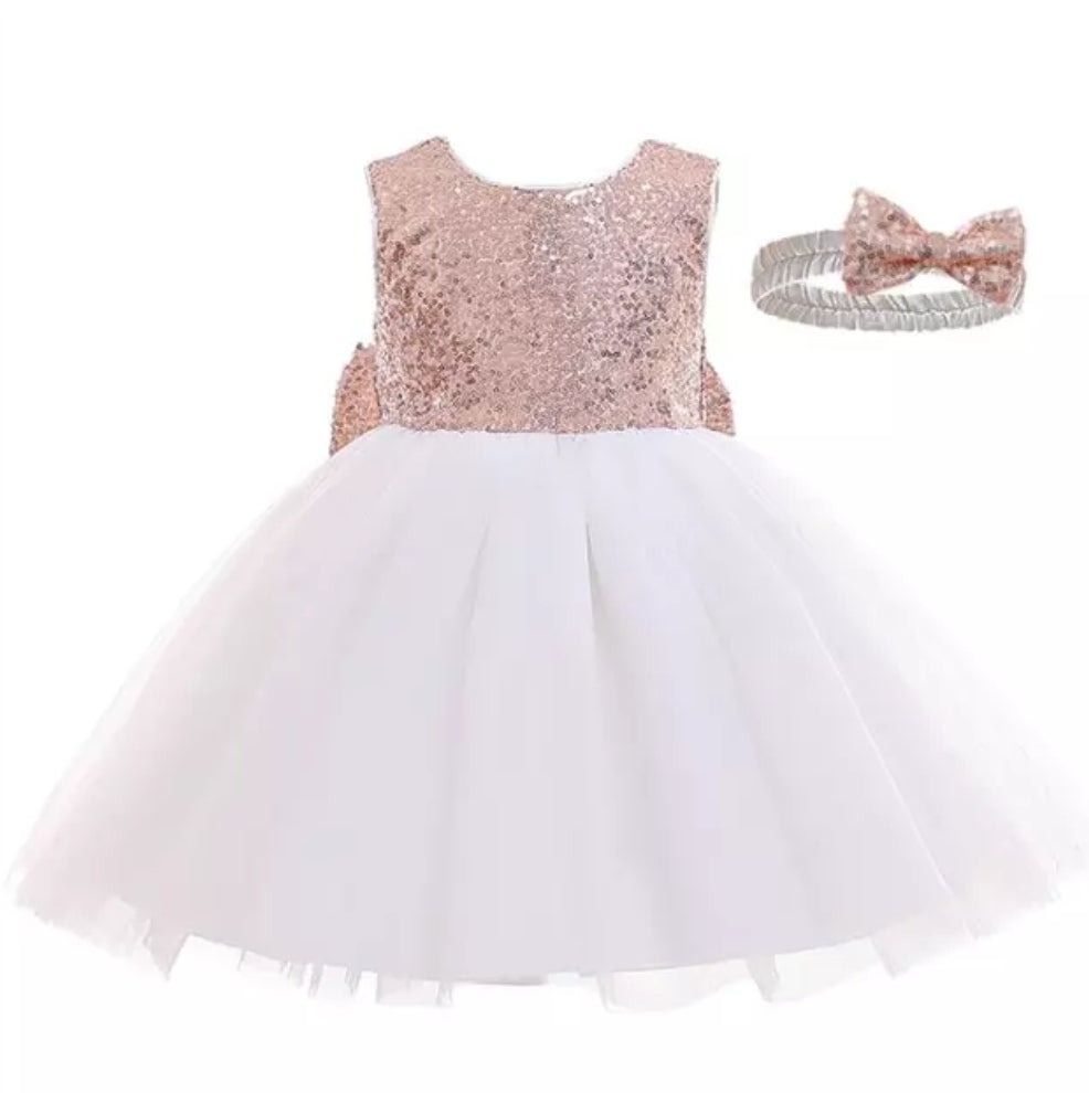 Vestido Elegante con lentejuelas y tul